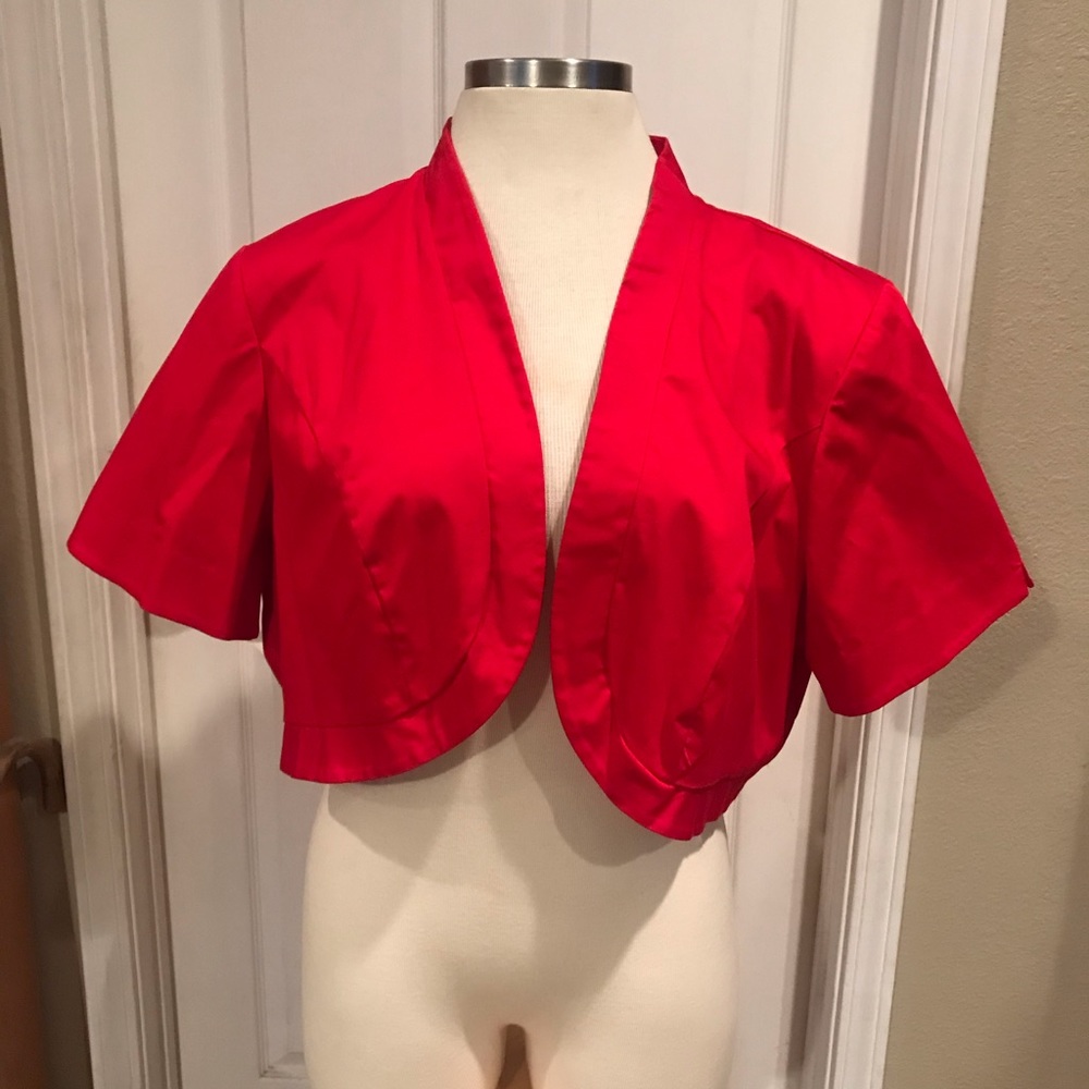 R&K Women Red “Bolaro” style jacket size 22W
